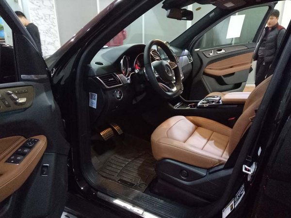 2017款奔驰GLE43现车 王牌越驾港口爆惠-图4