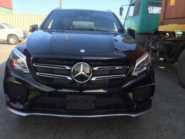 2017款奔驰GLE43AMG 首降现车全港最低价-图1