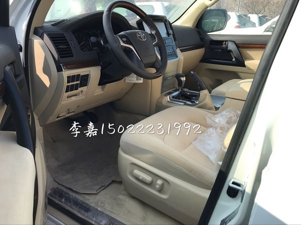 17款豐田酷路澤4000 天窗版心儀好車巨降-圖8