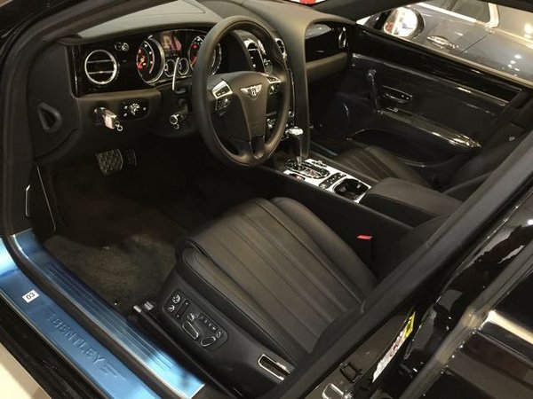 全新2017款宾利飞驰V8S Mulliner驾驶包-图5