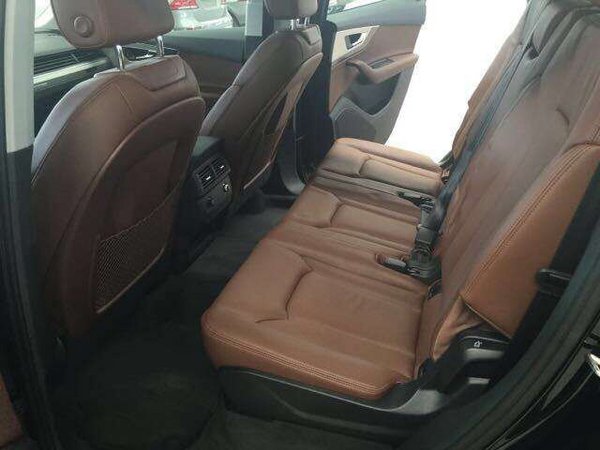 2017款奥迪Q7现车2.0T配置 钜促热销底价-图7