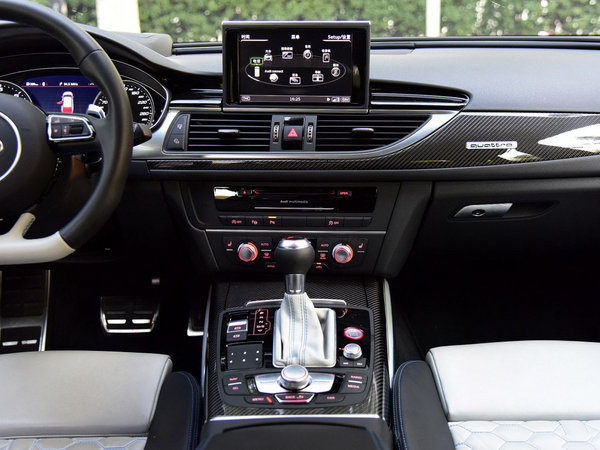 17款奥迪RS6现车 性能可靠豪轿优惠促销-图6