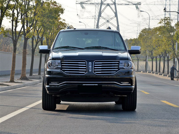 林肯領航員98萬現(xiàn)車 美式風格大七座SUV-圖2