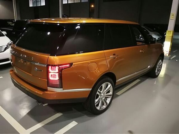 路虎揽胜巅峰加长375万起 多种颜色可选-图4