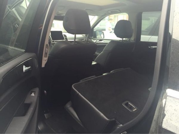 17款奔馳GLS450現(xiàn)車價(jià)格 四驅(qū)最新配置表-圖6