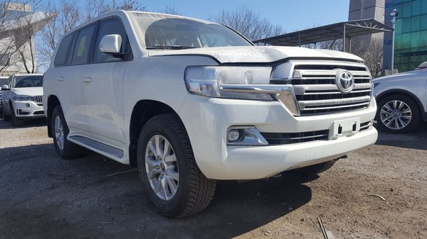 17款丰田酷路泽4000电动绞盘 GX.R外挂V6-图2