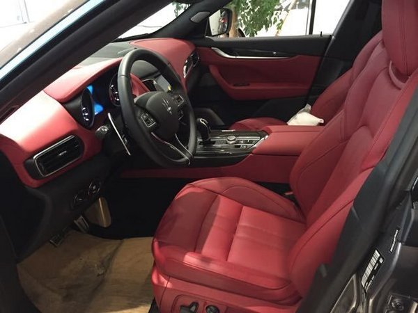 玛莎拉蒂莱万特 首款最酷SUV靠谱大放价-图8