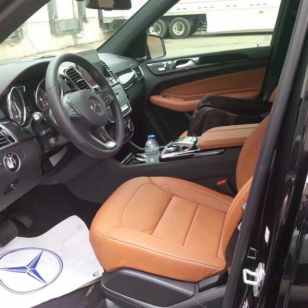 17款奔馳GLS450現(xiàn)車 奔馳特惠報(bào)價(jià)106萬-圖5