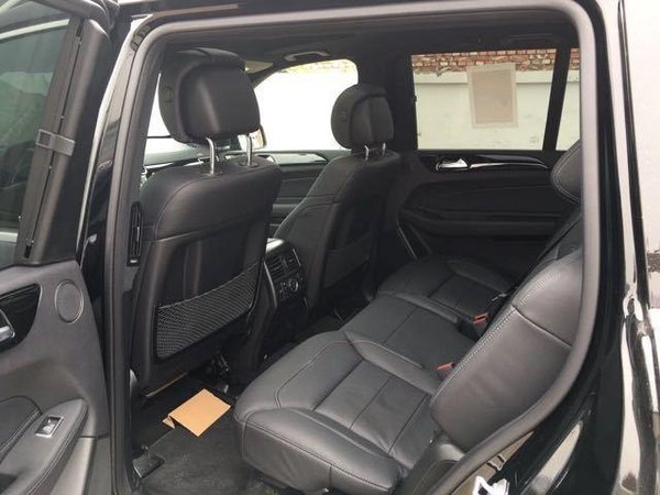 奔馳GLS450強(qiáng)悍362馬力100萬起秒中規(guī)-圖8