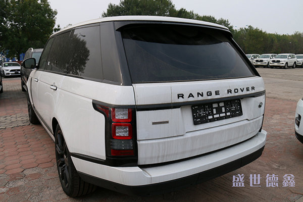 路虎攬勝行政加長(zhǎng)天津現(xiàn)車 VOGUE定制版-圖3