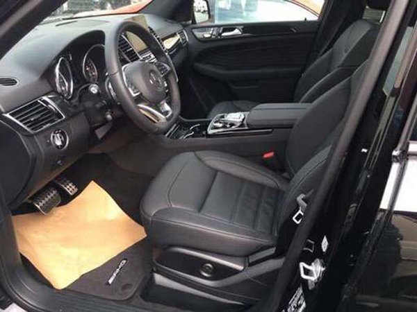 17款奔馳GLE43AMG 實(shí)力走量現(xiàn)車88萬裸提-圖4