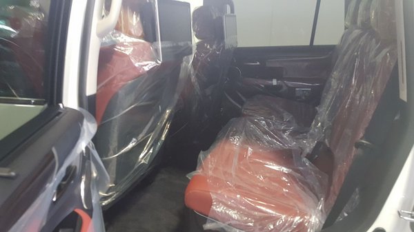 17款雷克薩斯LX570 全國分期購車無壓力-圖8