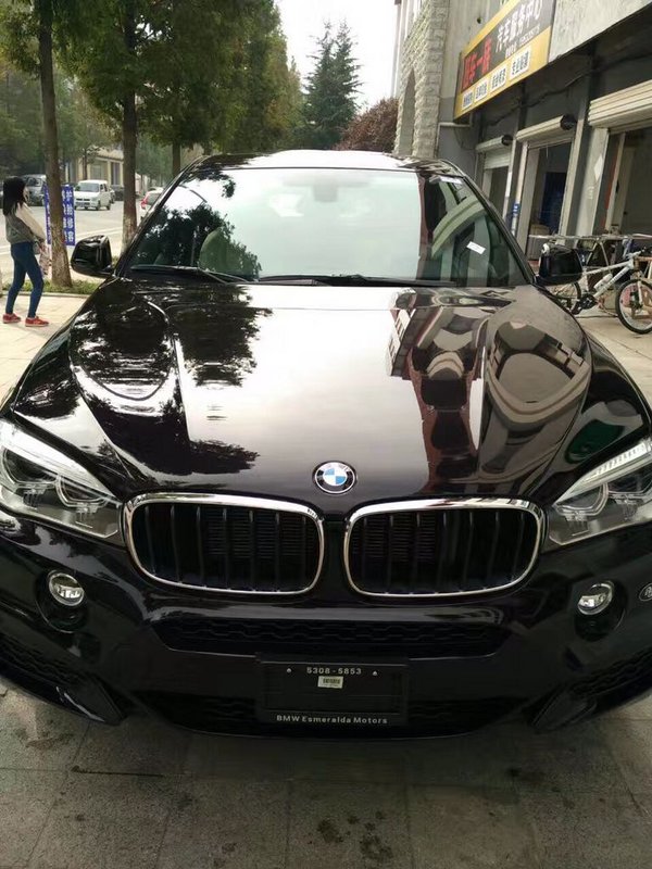 2016款宝马X6M现车配置 BMW电动天窗81万-图2