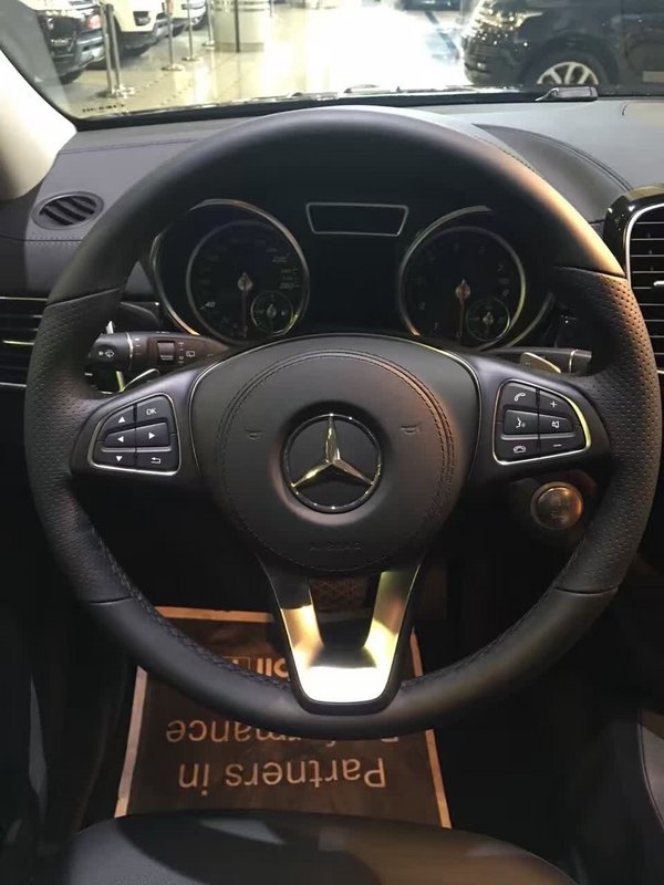 17款奔馳GLS450美規(guī)版 月初暢銷無需等待-圖4