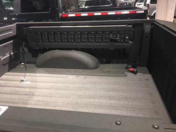 16款福特F-150 Limited限量版雙拼色預(yù)售-圖7