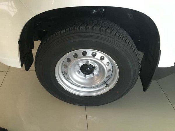 2016款豐田霸道2700 TX版普拉多低降現(xiàn)車(chē)-圖3