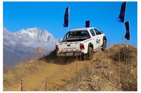 政策市场双重利好 猎豹CT7笑傲皮卡江湖_猎豹