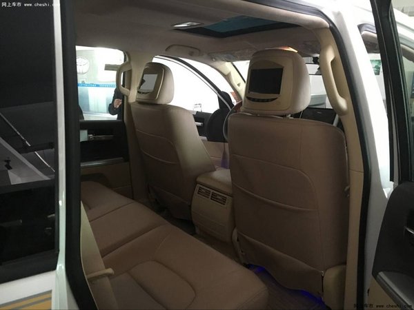 2016款豐田酷路澤4000  彰顯豪華頂級SUV-圖12