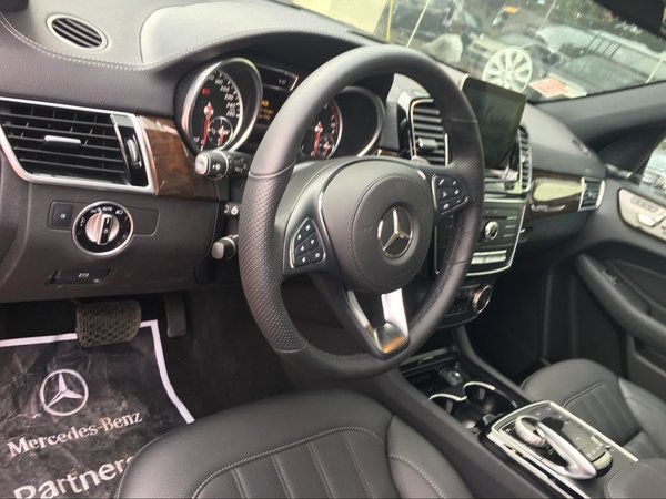 2017款奔馳GLS450天津現(xiàn)車(chē) 奔馳賣(mài)場(chǎng)全配-圖5