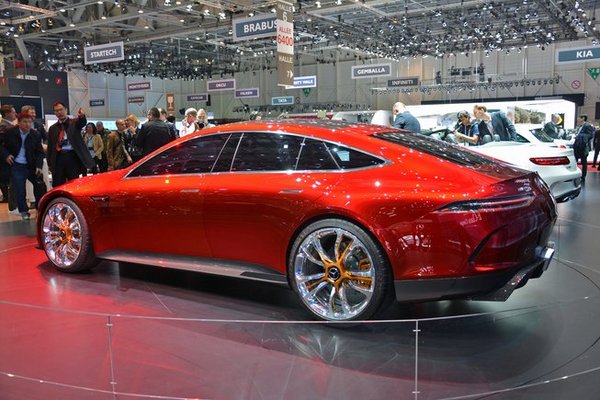 奔驰AMG GT衍生插电混动版 明年初上市-图3