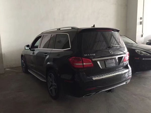 17款加版奔馳GLS550現(xiàn)車(chē) 7座GLS550配置-圖3