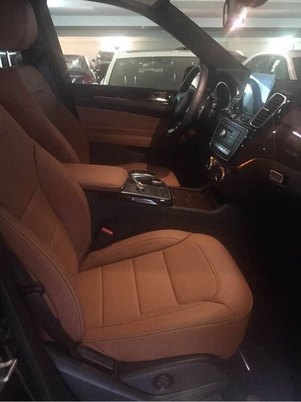 2017款奔馳GLS450價(jià)格 血拼降價(jià)熱潮來(lái)襲-圖7