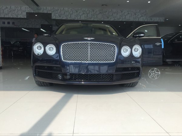 賓利飛馳4.0現(xiàn)車248萬 V8巨擎爆發(fā)新動力-圖4