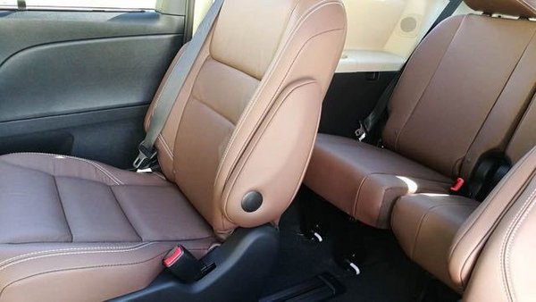2017款丰田塞纳商务车 端午新活动狂让利-图8
