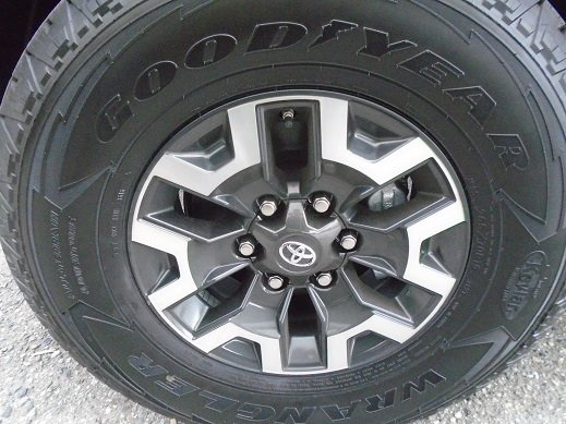 新款丰田塔库玛定制版 游历天下功能齐全-图5