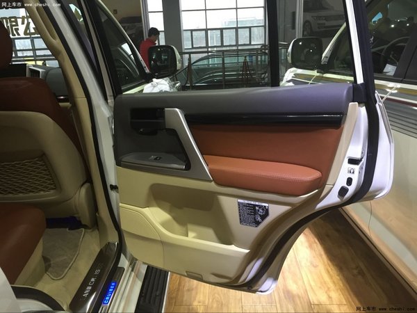 豐田酷路澤4000直降2萬 高配現(xiàn)車品質(zhì)優(yōu)-圖8