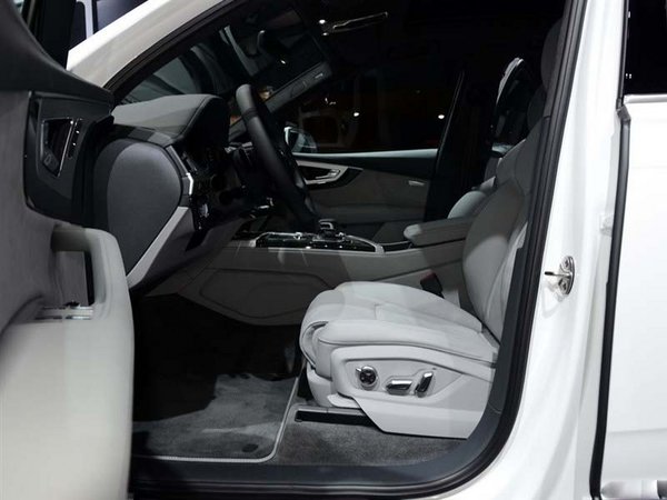 2017款奥迪Q7欧规现车 Q7越野代步优选驾-图6