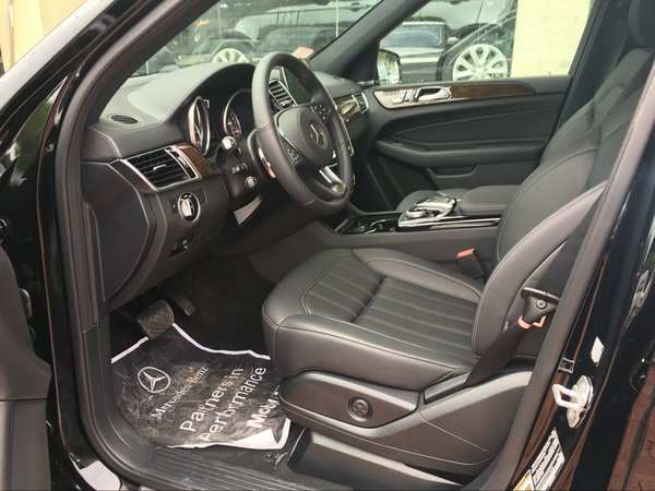 2017款奔馳GLS450現(xiàn)車 特惠奔馳極速領略-圖6