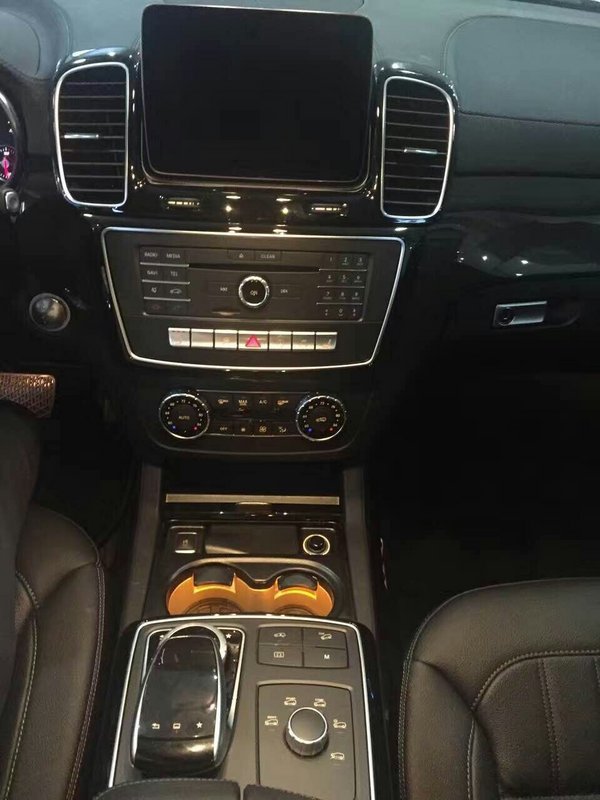 2017款奔驰GLS450行情大涨 最新资源配置-图4