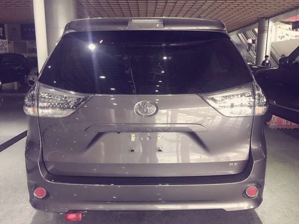16款豐田塞納商務(wù)配置 48萬現(xiàn)車港口首降-圖7