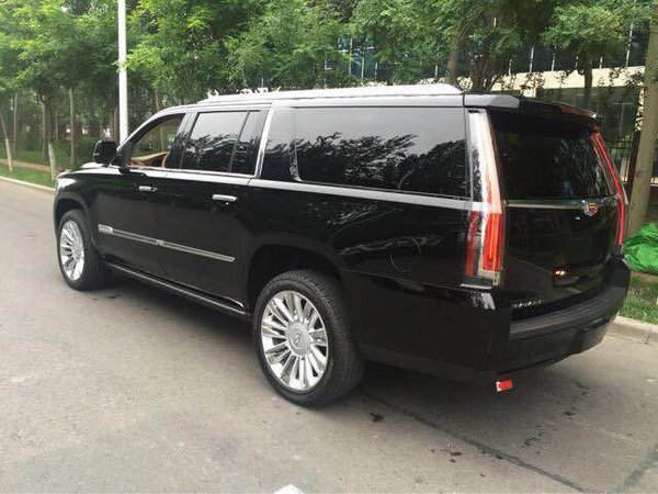 新款凯迪拉克凯雷德 特价专营价格更优惠-图3