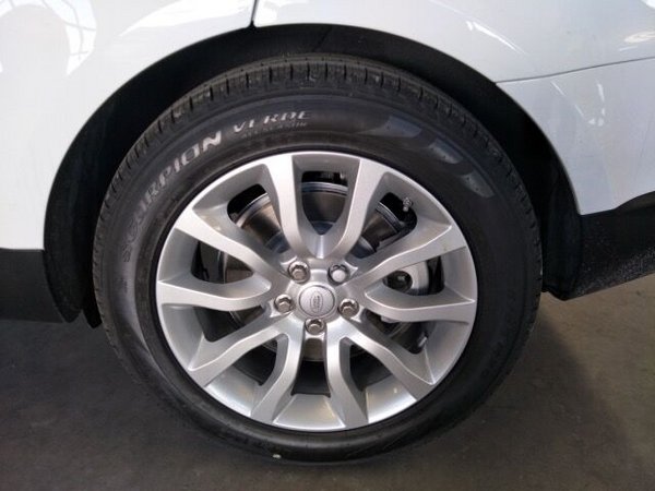 17款路虎揽胜运动裸利畅销 轻松驾行天下-图11