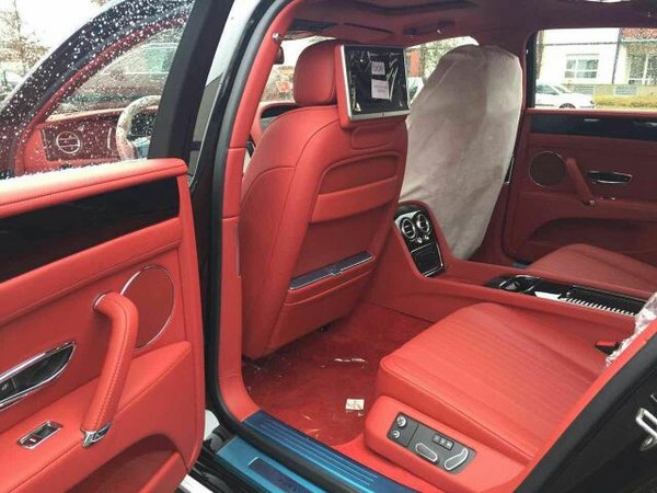 2017款宾利飞驰 豪华SUV专属于你的座驾-图7