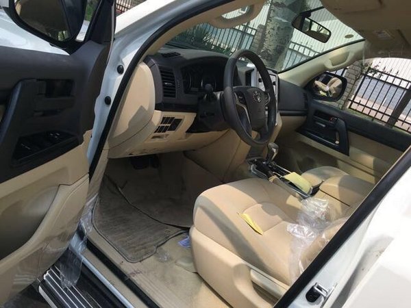 16款丰田酷路泽4000现车60.8万 三包质保-图4