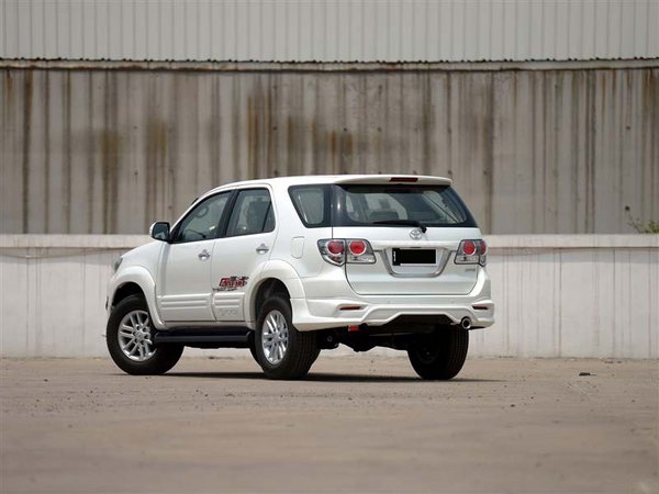 2016款豐田穿越者 都市叢林四驅(qū)越野SUV-圖4