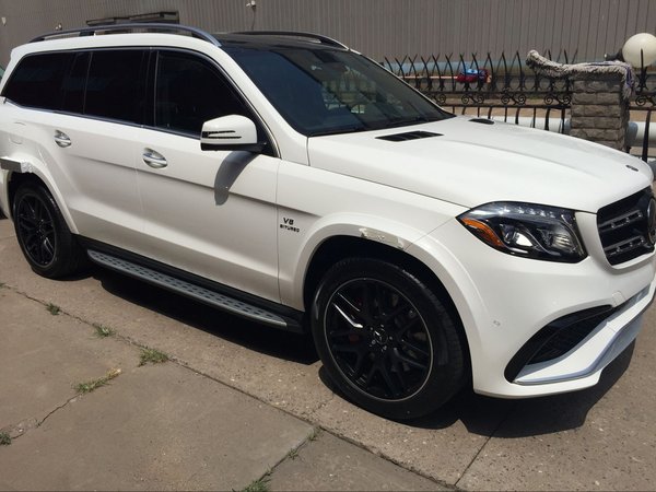 17款奔馳GLS63AMG現(xiàn)車 頂級SUV中秋拿下-圖3