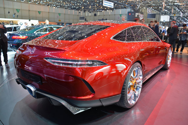 奔驰AMG GT衍生插电混动版 明年初上市-图4