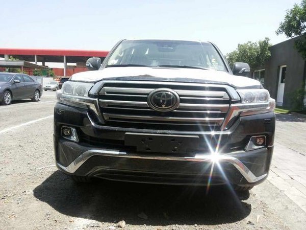 頂配豐田酷路澤5700V8導(dǎo)購 16款5700現(xiàn)車-圖1