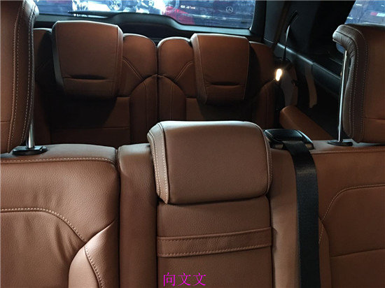2017款美規(guī)奔馳GLS450 金屬漆配置113萬-圖7