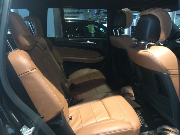 2017款奔馳GLS450 平行進(jìn)口特價(jià)勁爆讓利-圖6