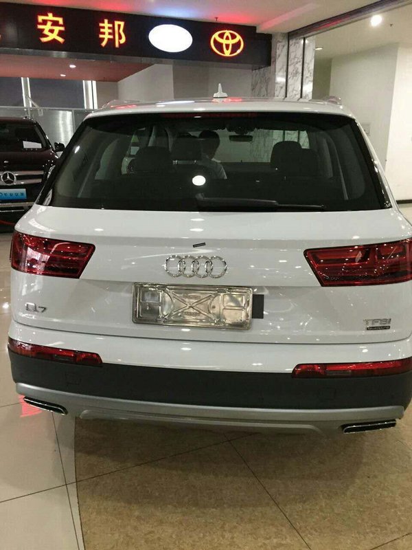 16款奥迪Q7汽油3.0T Q7秒66.4万三包免责-图3