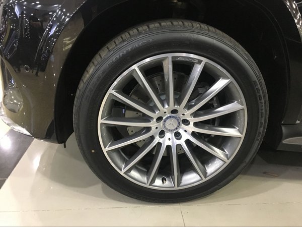 17款加版奔馳GLS450價格 金屬漆AMG詳配-圖5