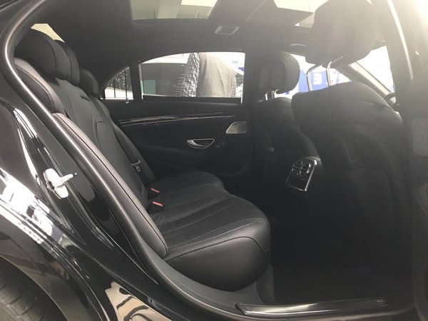 奔驰S550e用料精琢挑选 高端人士首选车-图6