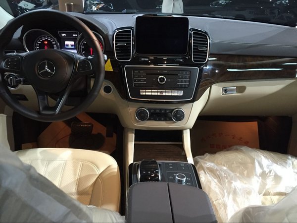 2017款奔馳GLS450現(xiàn)車 二月逆惠奔馳讓利-圖4