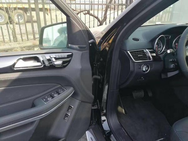 加版奔馳GLS550平行進口車 低降平價現(xiàn)車-圖6