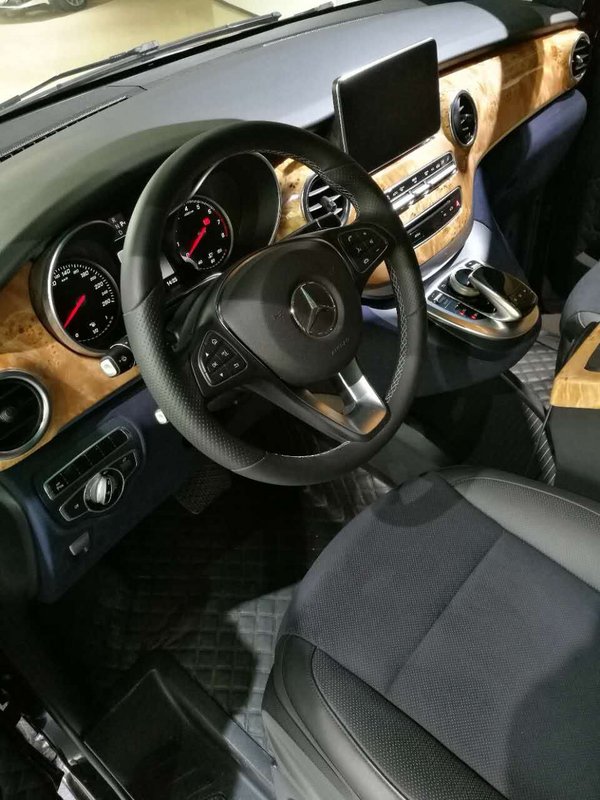 2017款奔驰V260价格 顶级商务车纵享特惠-图4